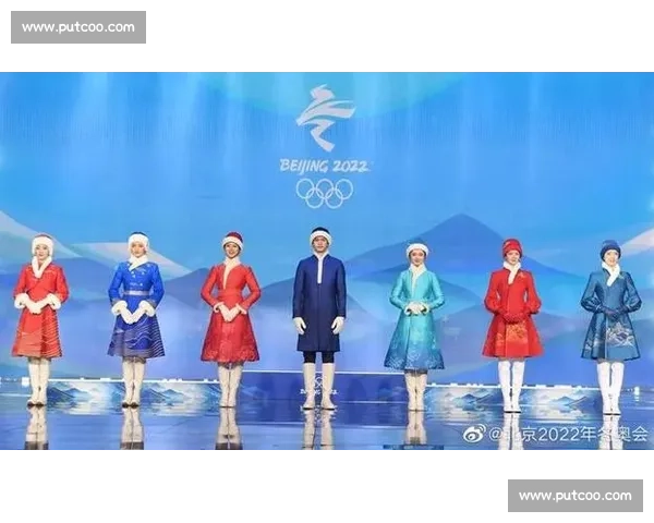 粉裙映国色：2025 全运会颁奖礼服绽放粤绣牡丹新韵